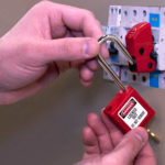 Minibloqueo universal para disyuntores tipo ISO / DIN