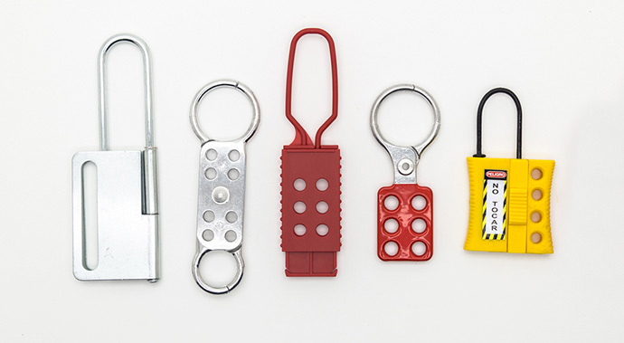 Pinzas múltiples conductoras, dieléctricas y la minialdava dieléctrica